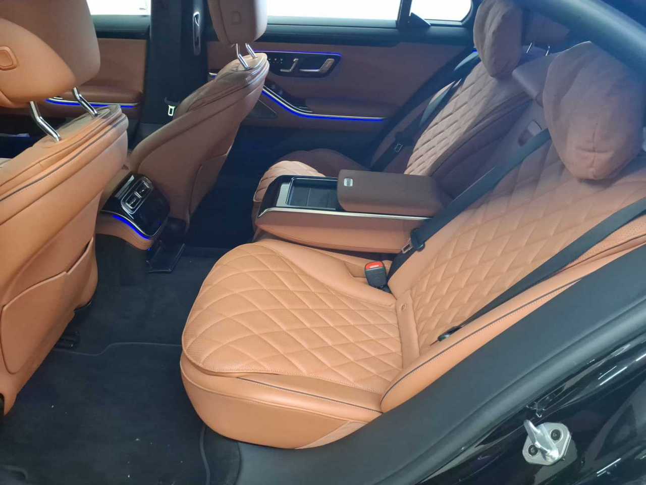 Mercedes-Benz S 580e 4Matic L 9G-TRONIC 13