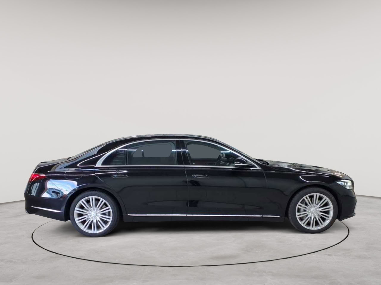 Mercedes-Benz S 580e 4Matic L 9G-TRONIC 3