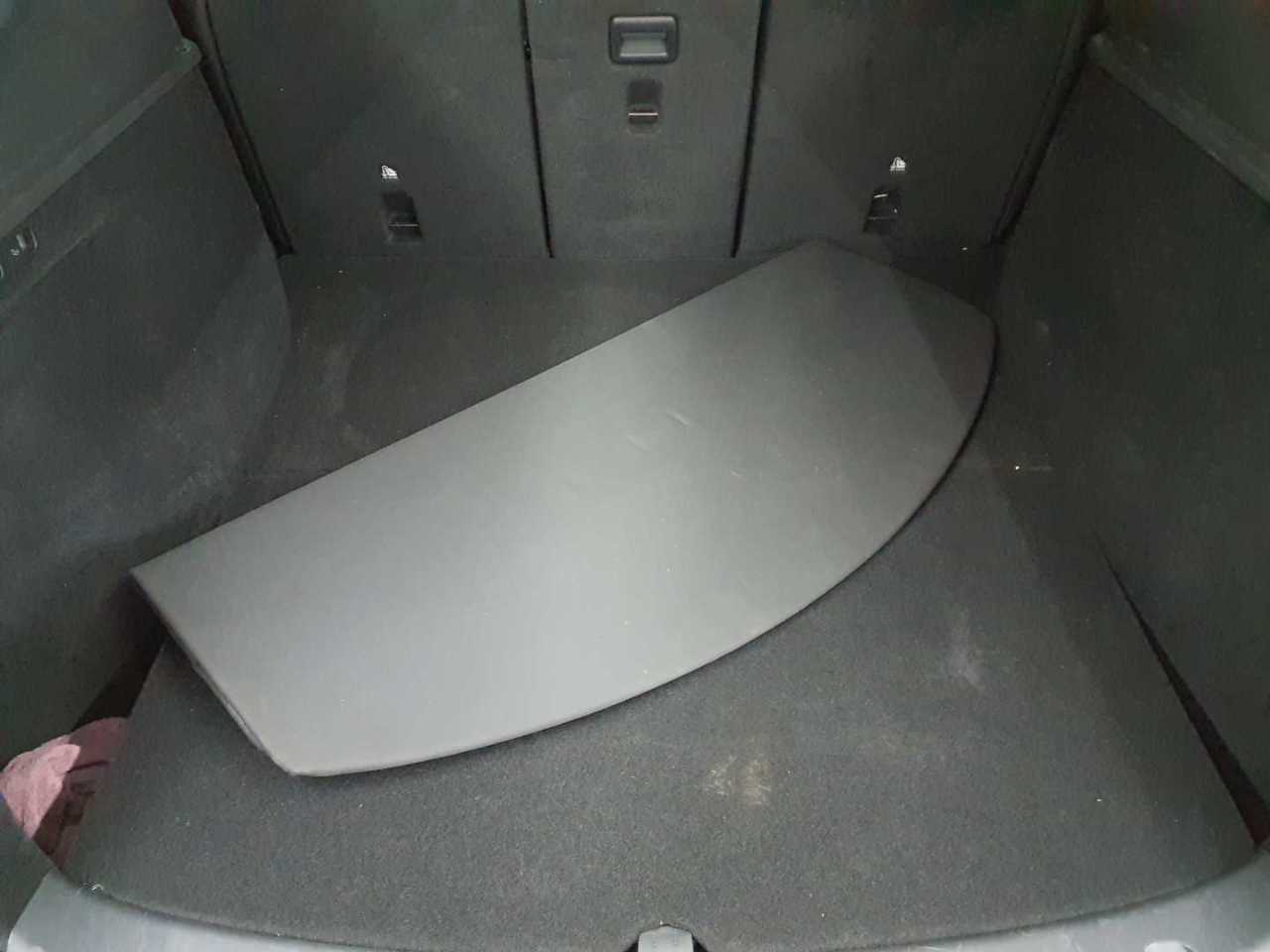 Tesla Model Y Long Range Dual Motor AWD 15