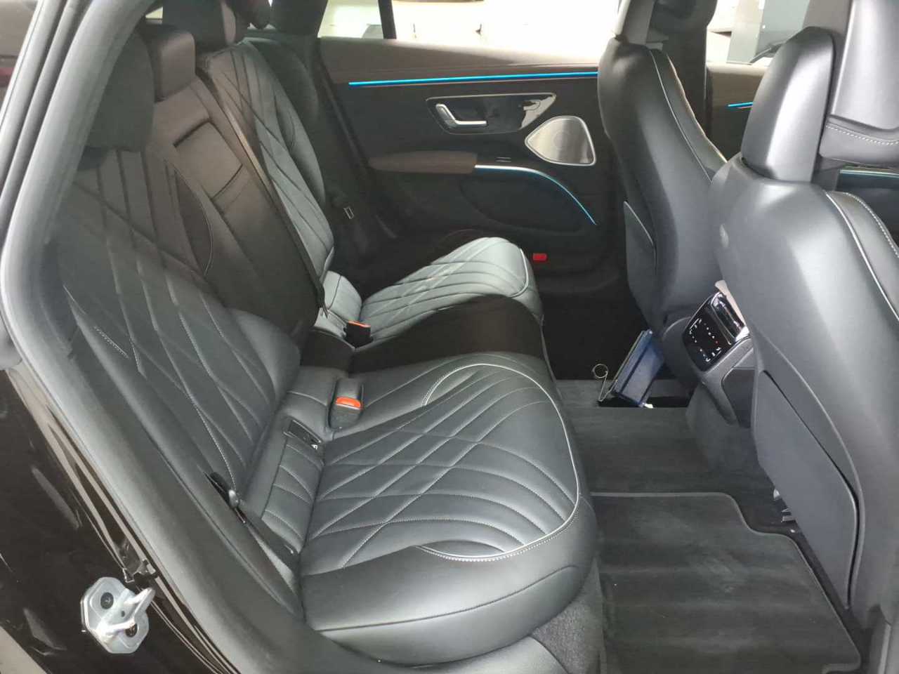 Mercedes-Benz EQS 580 4Matic Electric Art 14