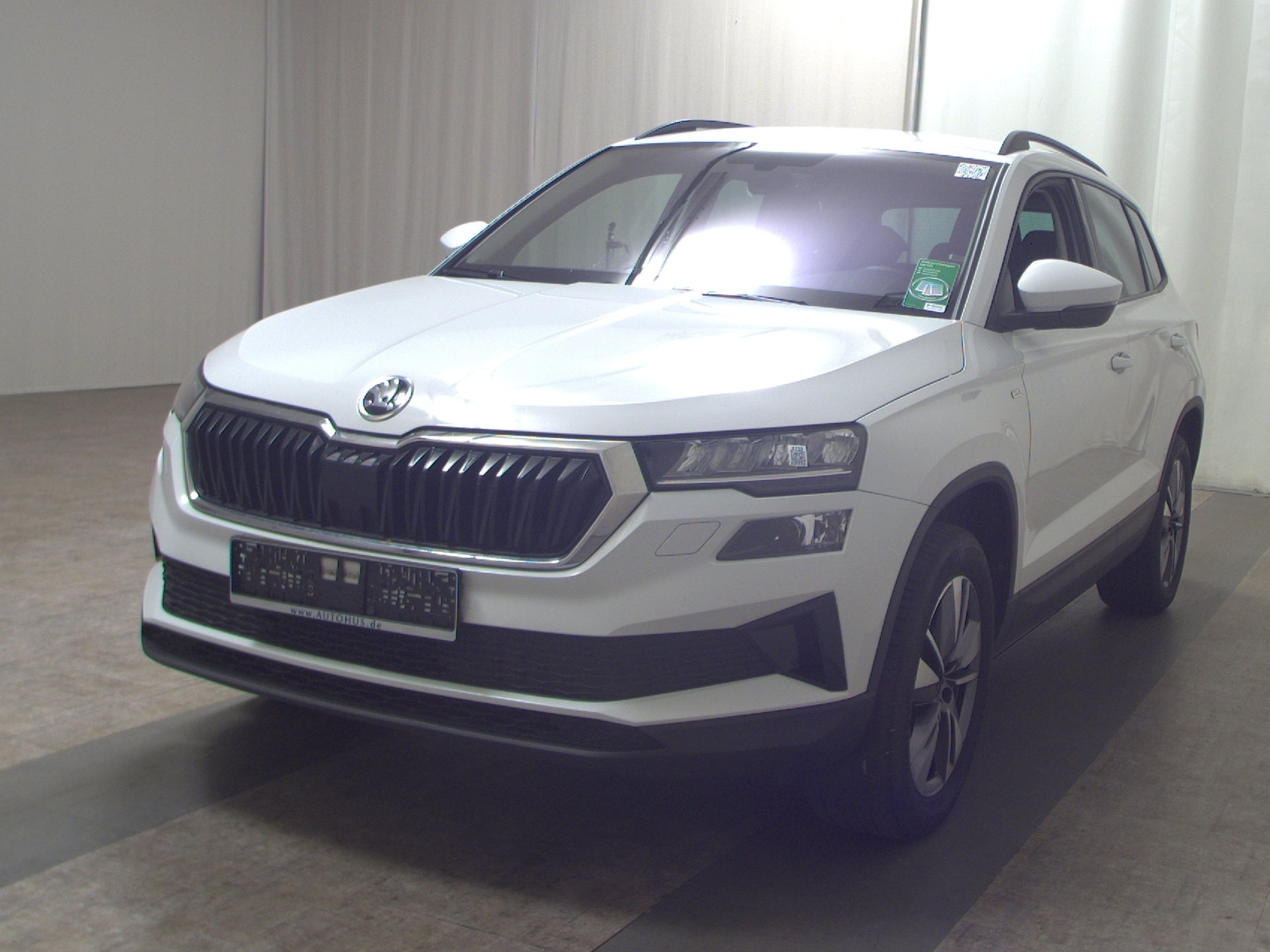 Skoda Karoq 2.0 TDI 4x4 Tour Navi LED vc Tempomat Shz 2