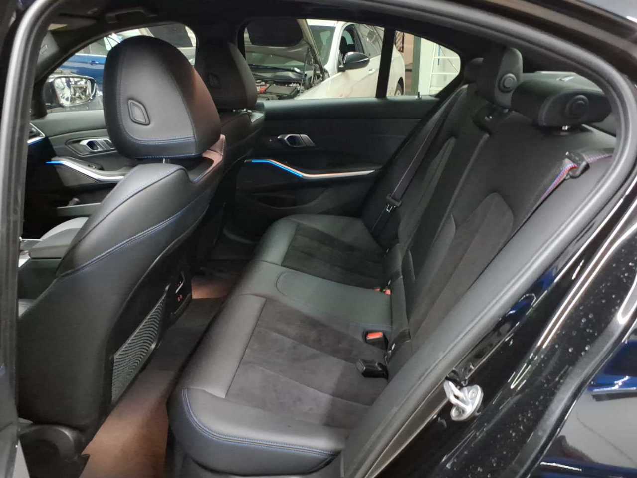 BMW 320d xDrive Aut. 13