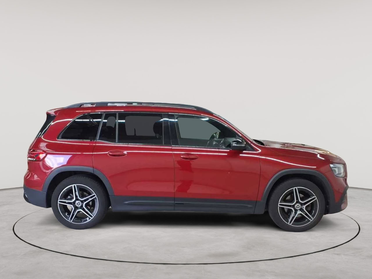 Mercedes-Benz GLB 200 7G-DCT AMG Line 3