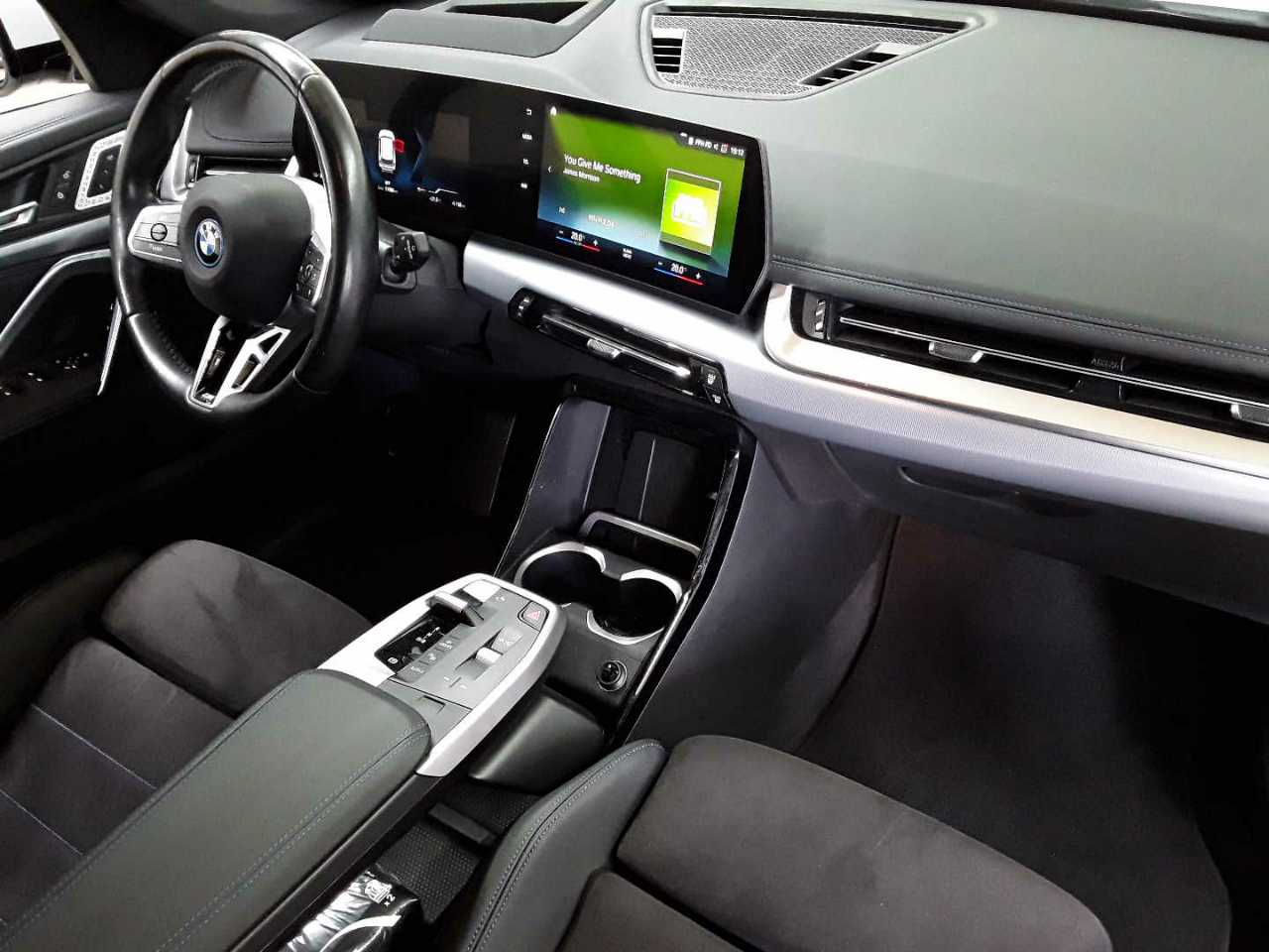 Bmw iX1 xDrive30 M Sportpaket 9