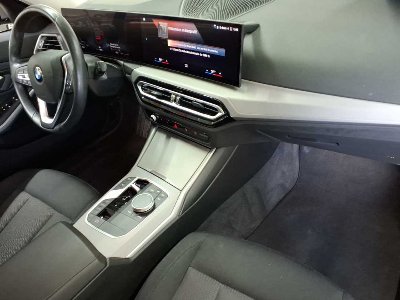 Bmw 318d Touring Aut. 9