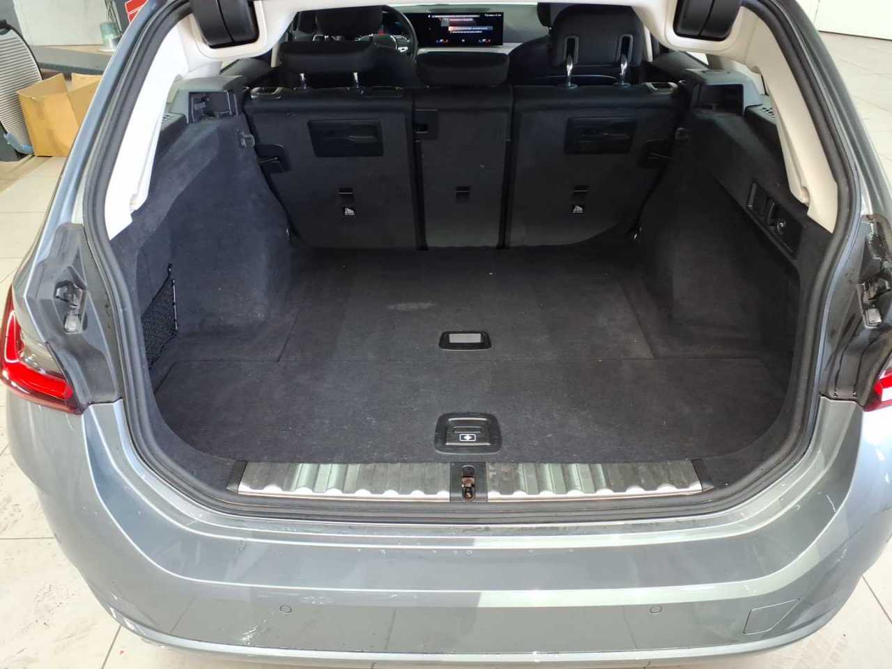 Bmw 318d Touring Aut. 15