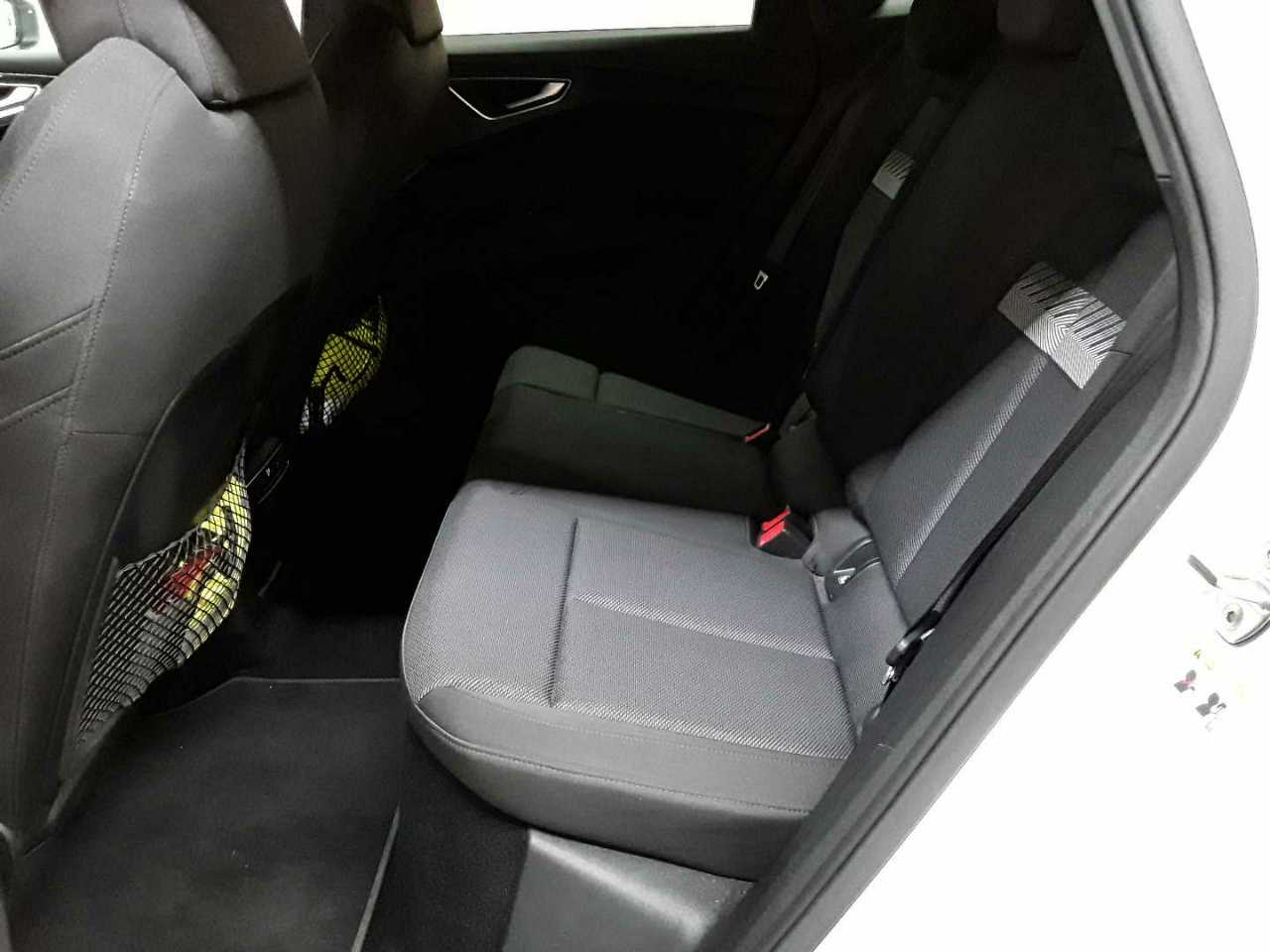 Audi Q4 e-tron 40 Sportback 13