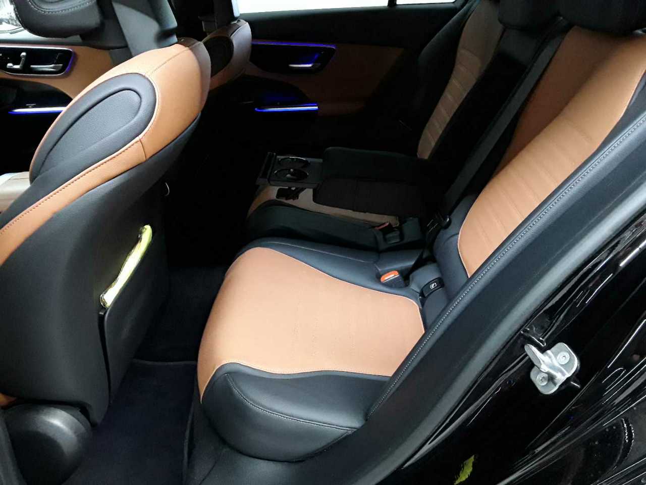 Mercedes-Benz C 200 d 9G-TRONIC AMG Line Advanced 13