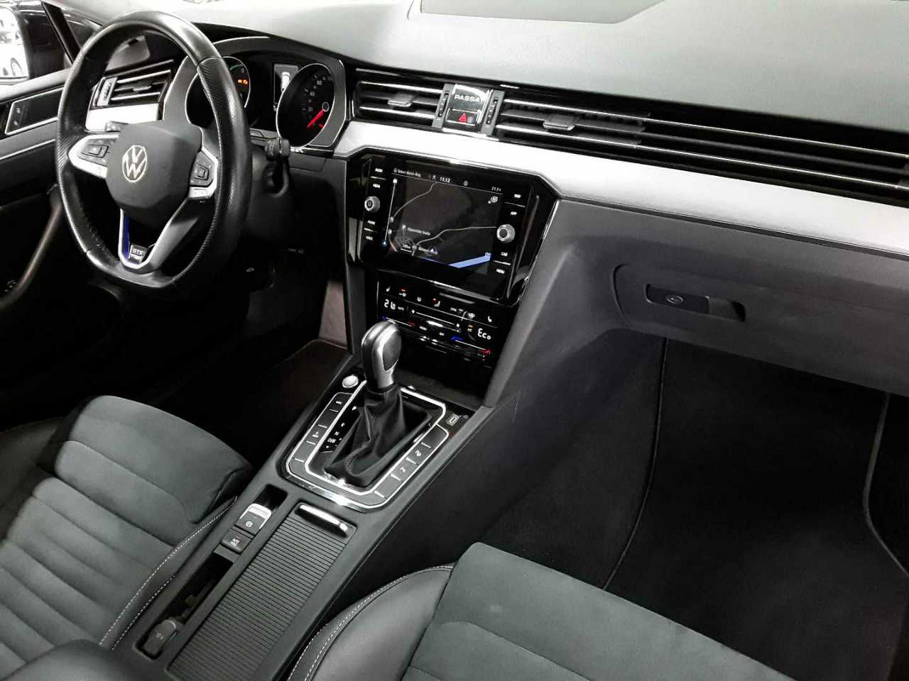 Vw Passat Variant 1.4 TSI Plug-In-Hybrid DSG GTE 9