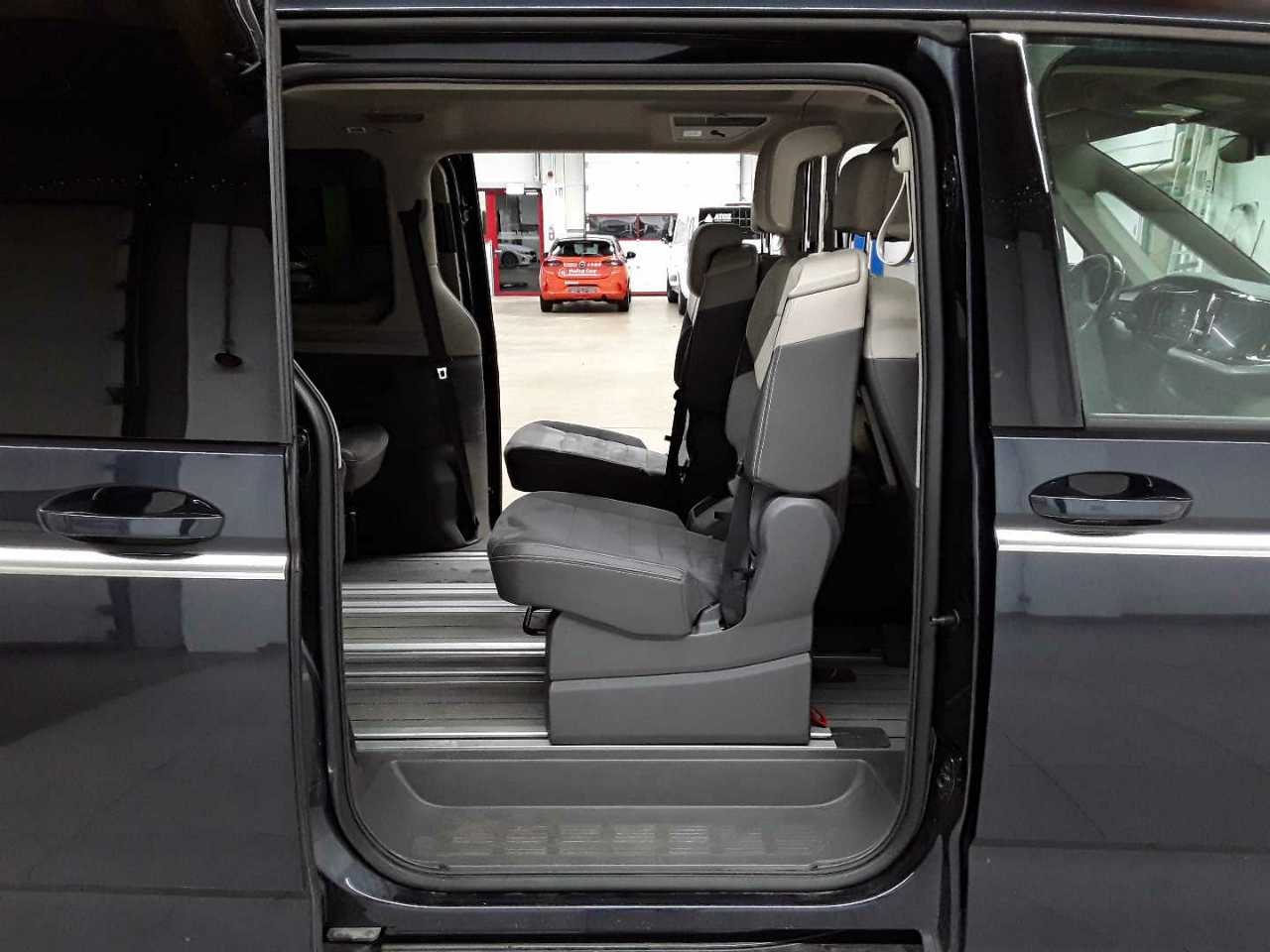 Vw Multivan 2,0 TDI SCR LÜ Style 13