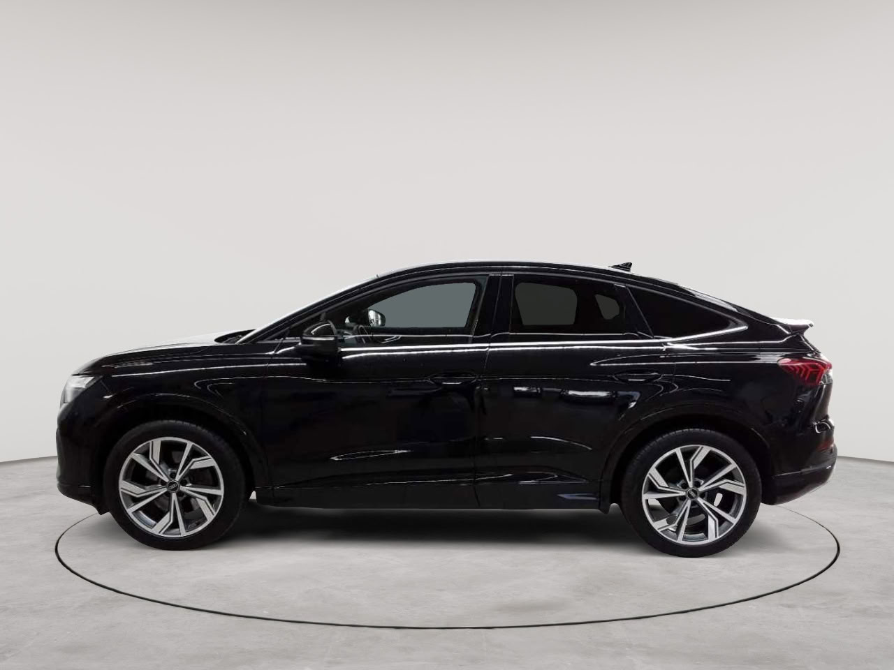 Audi Q4 e-tron 40 Sportback 6