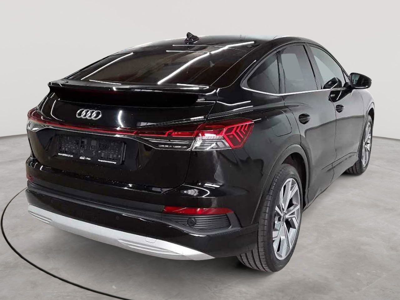 Audi Q4 e-tron 40 Sportback 4