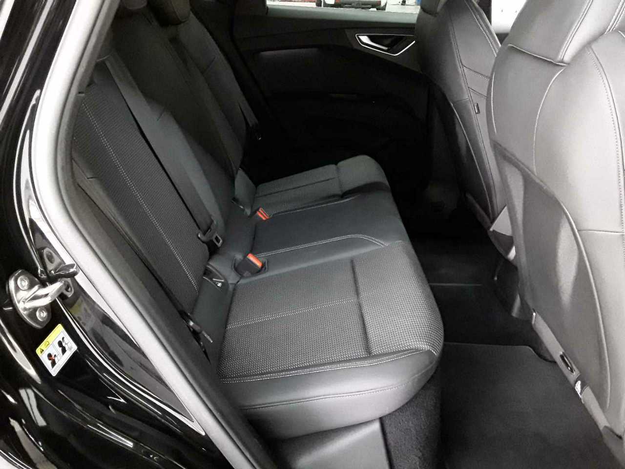Audi Q4 e-tron 40 Sportback 14