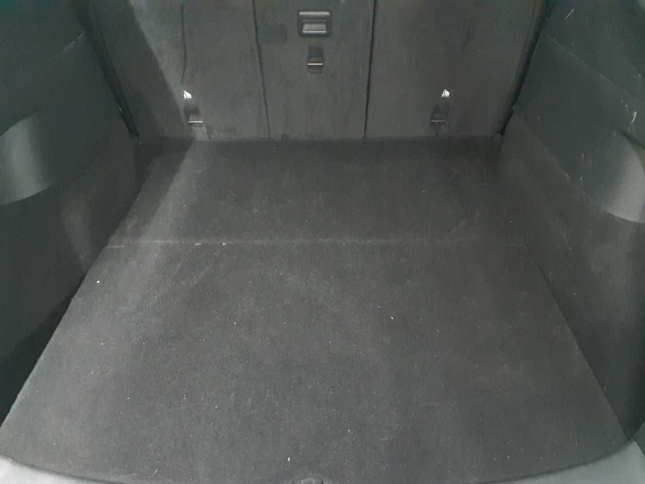 Tesla Model Y Long Range Dual Motor AWD 15