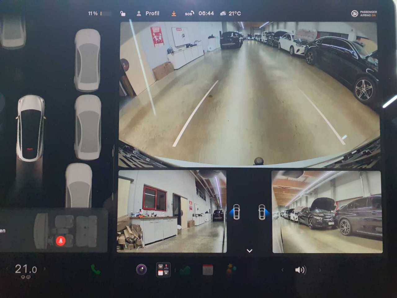 Tesla Model Y Long Range Dual Motor AWD 16
