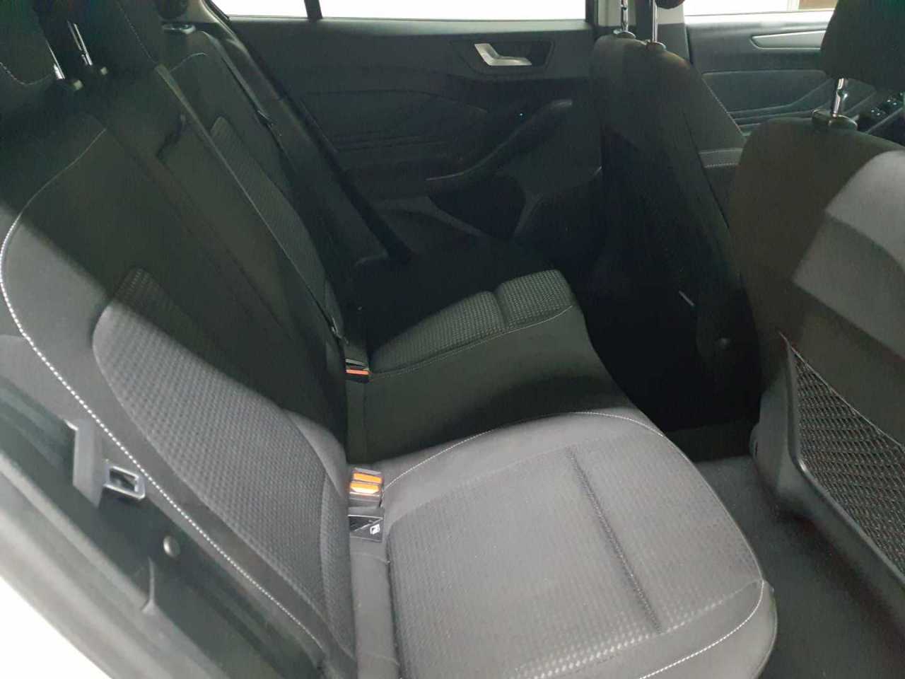 Ford Focus Turnier 1.5 EcoBlue Start-Stopp-System COOL&CONNECT 14