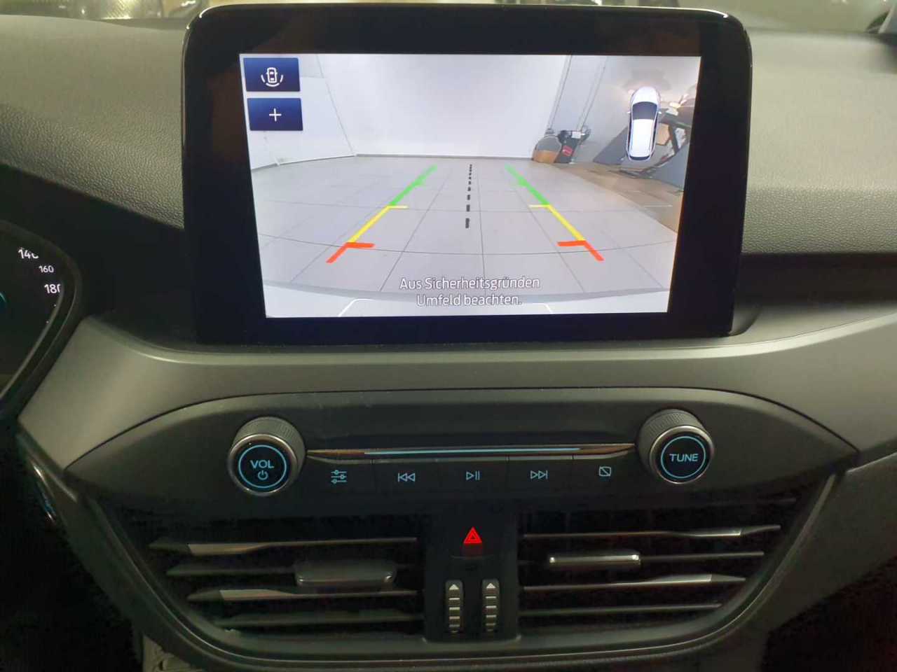 Ford Focus Turnier 1.5 EcoBlue Start-Stopp-System COOL&CONNECT 16