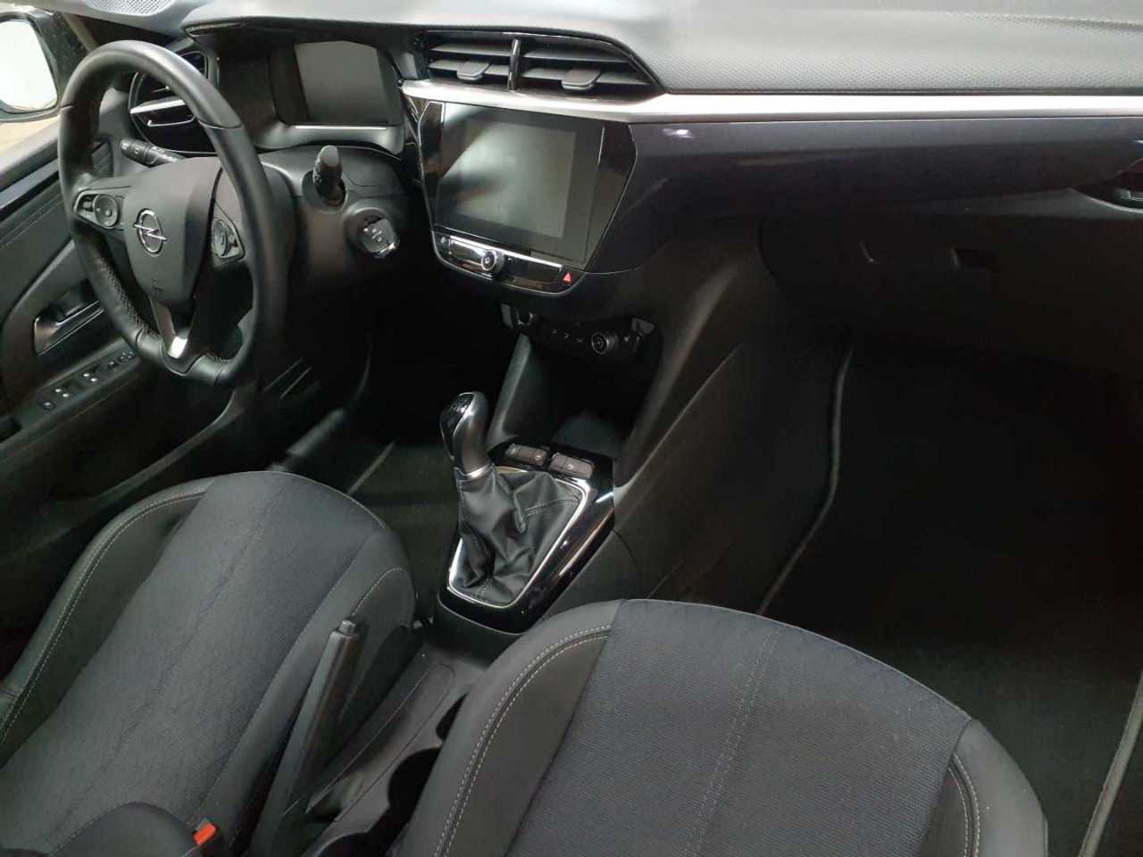 Opel Corsa 1.2 Start/Stop Elegance 9