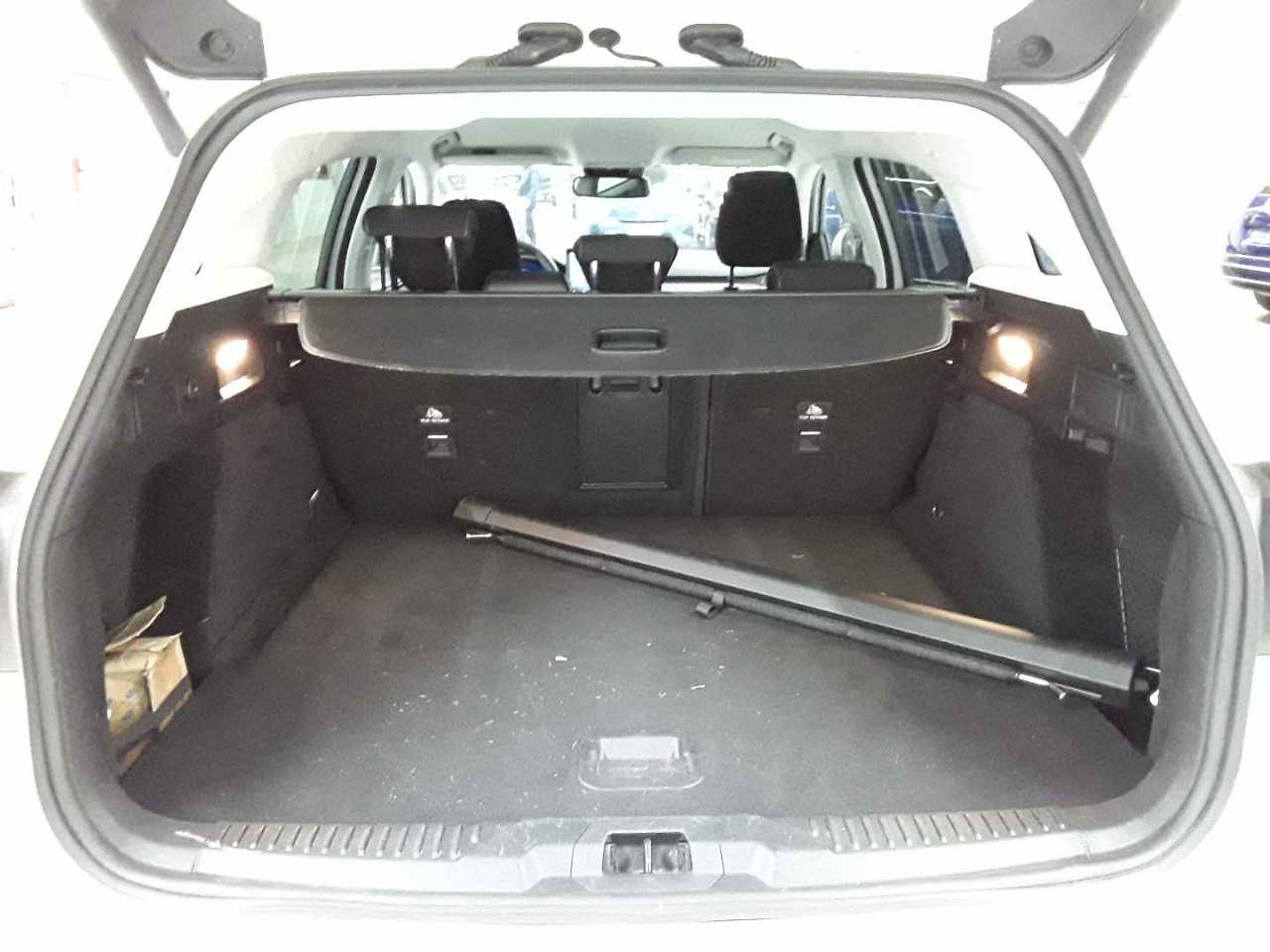 Ford Focus Turnier 1.5 EcoBlue Start-Stopp-System Aut. TITANIUM X 15