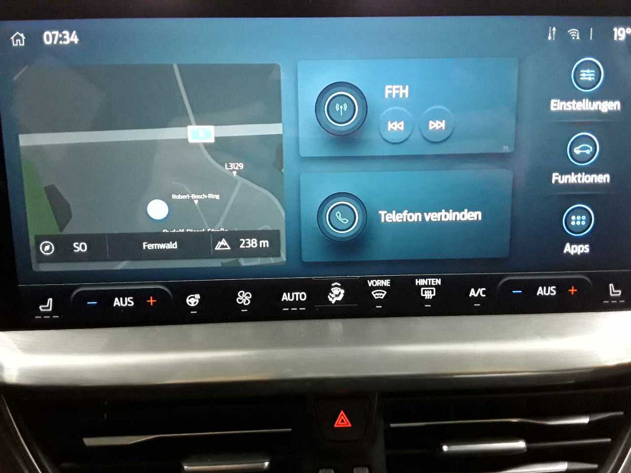 Ford Focus Turnier 1.5 EcoBlue Start-Stopp-System Aut. TITANIUM X 12