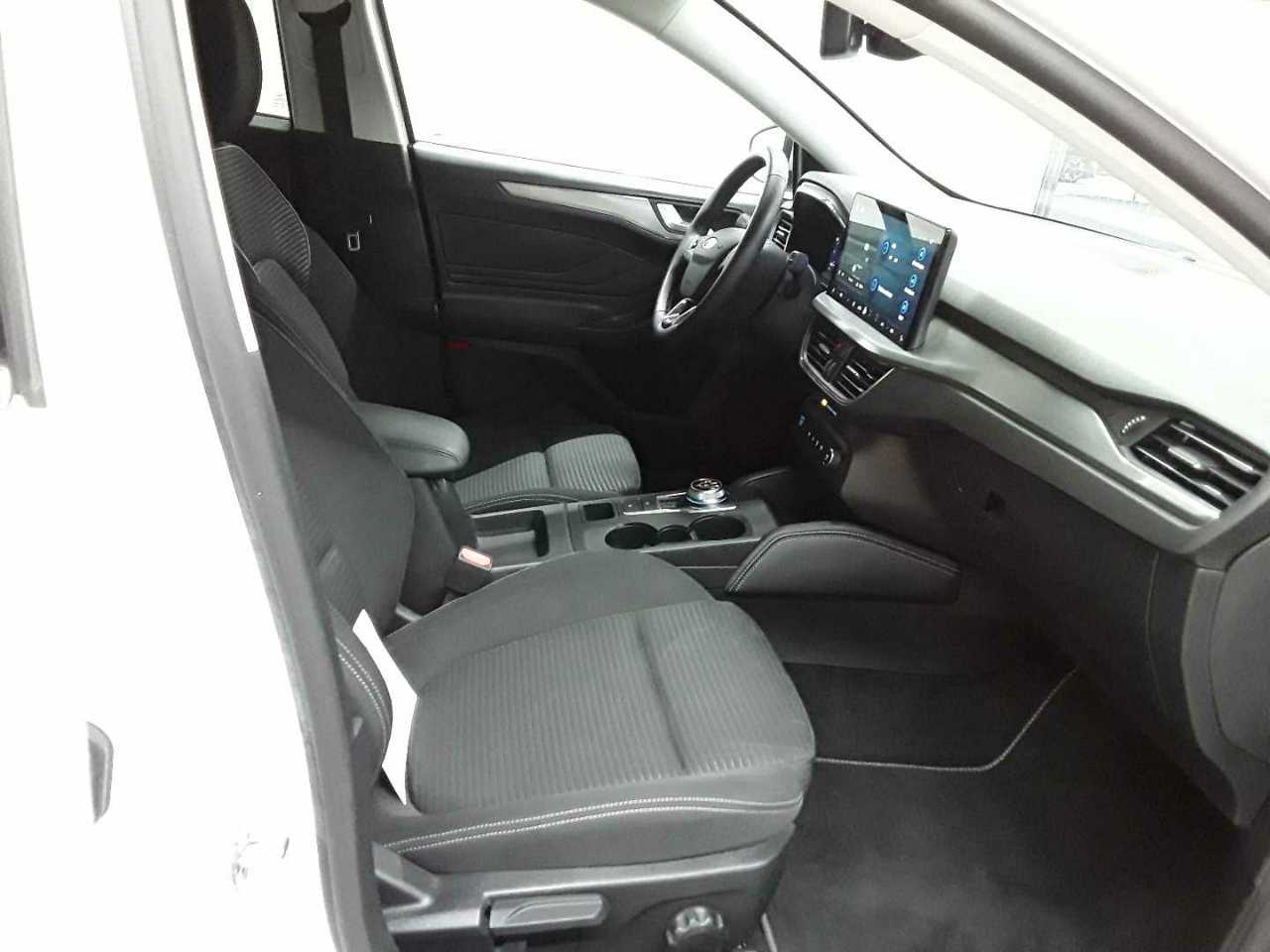 Ford Focus Turnier 1.5 EcoBlue Start-Stopp-System Aut. TITANIUM X 8