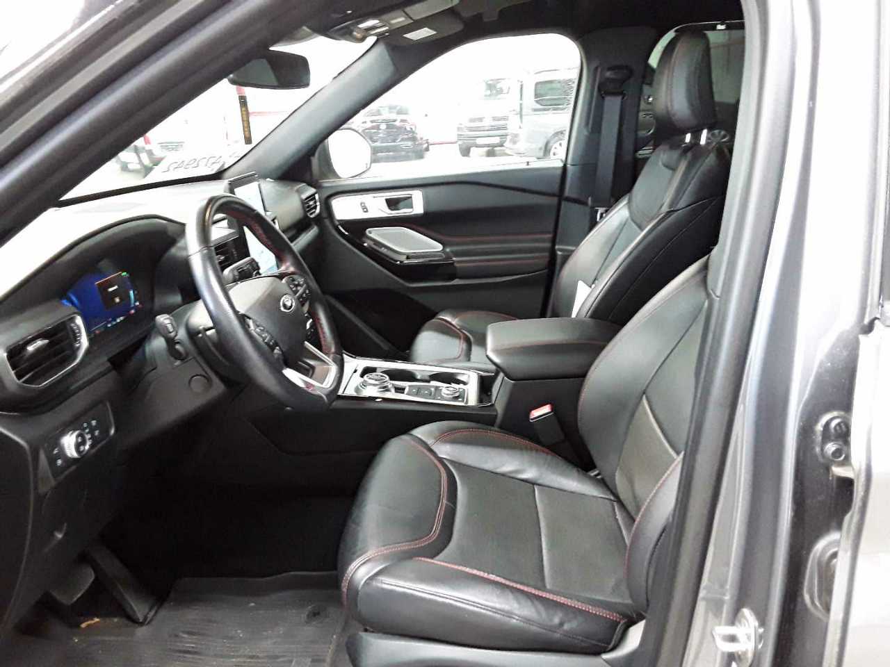 Ford Explorer EcoBoost Plug-in Hybrid ST-LINE 7