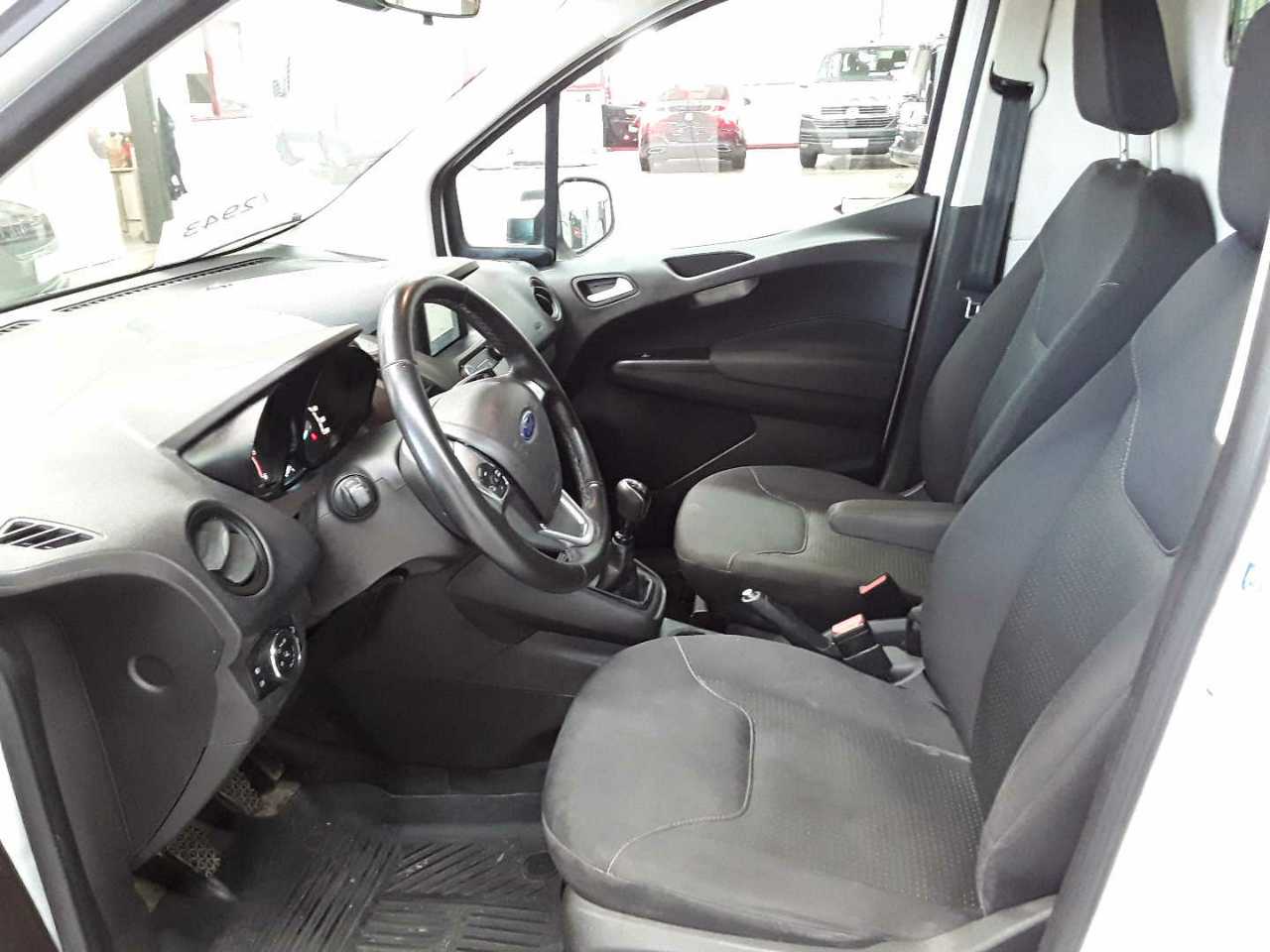 Ford Transit Courier S&S Trend 7