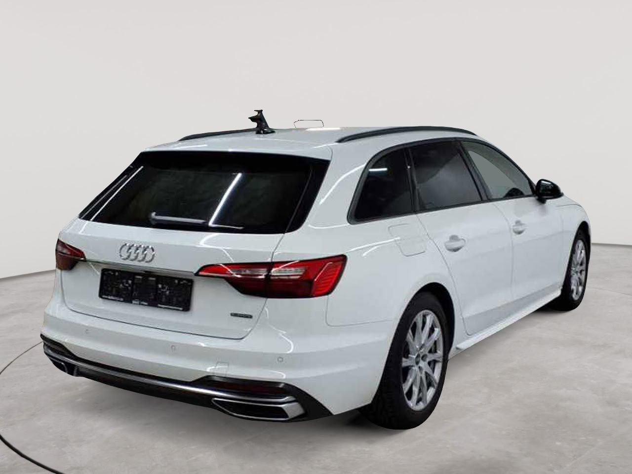 Audi A4 Avant 40 TDI quattro S tronic advanced 4