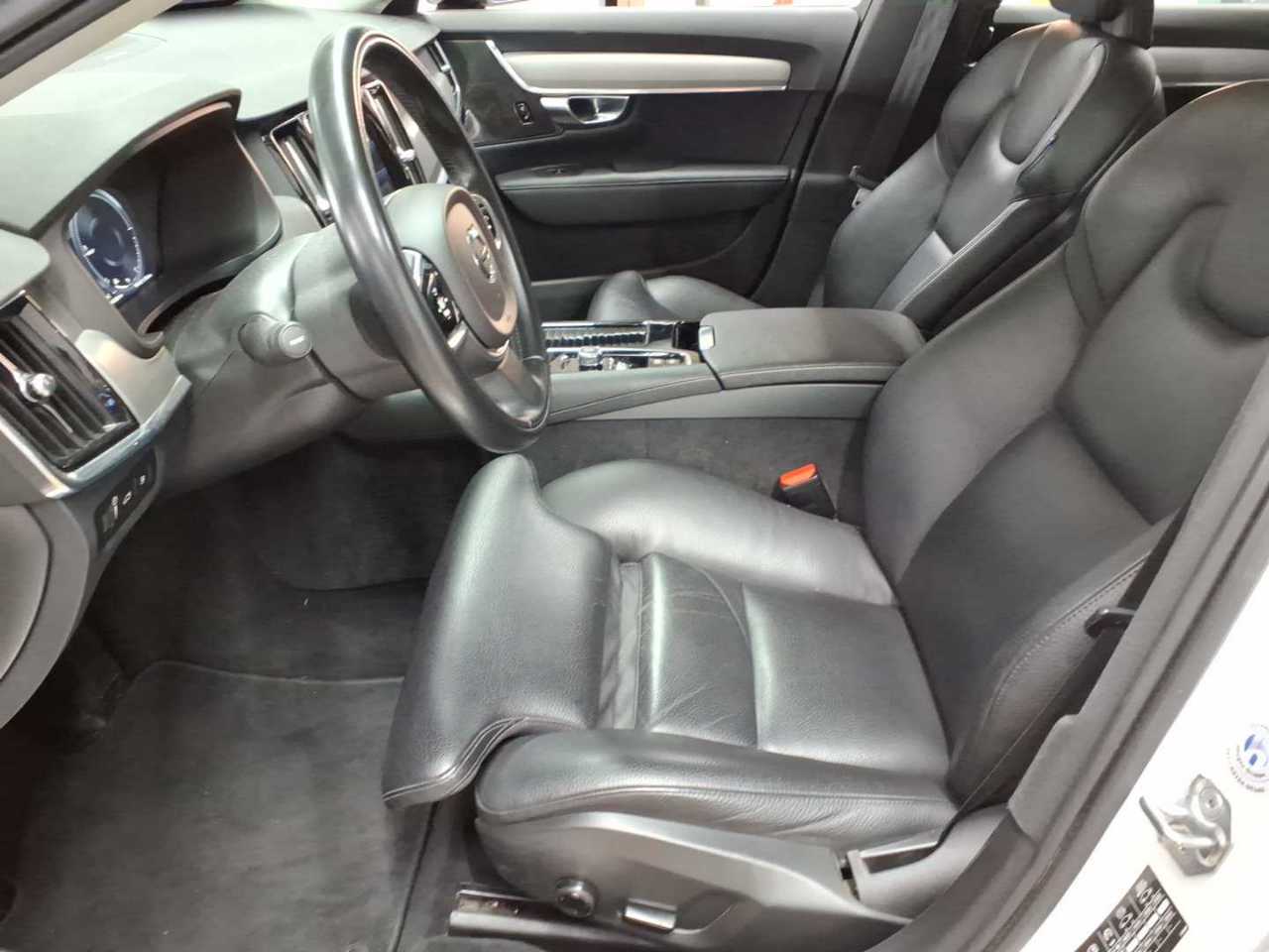 Volvo V90 T6 Recharge AWD Geartronic RDesign Expression 7