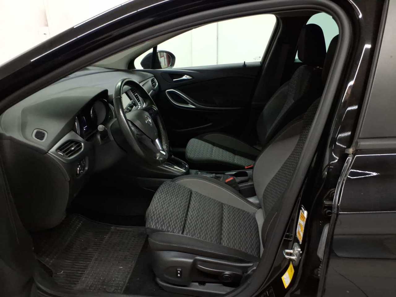 Opel Astra 1.5 D Start/Stop Sports Tourer Automatik Business Edition 7