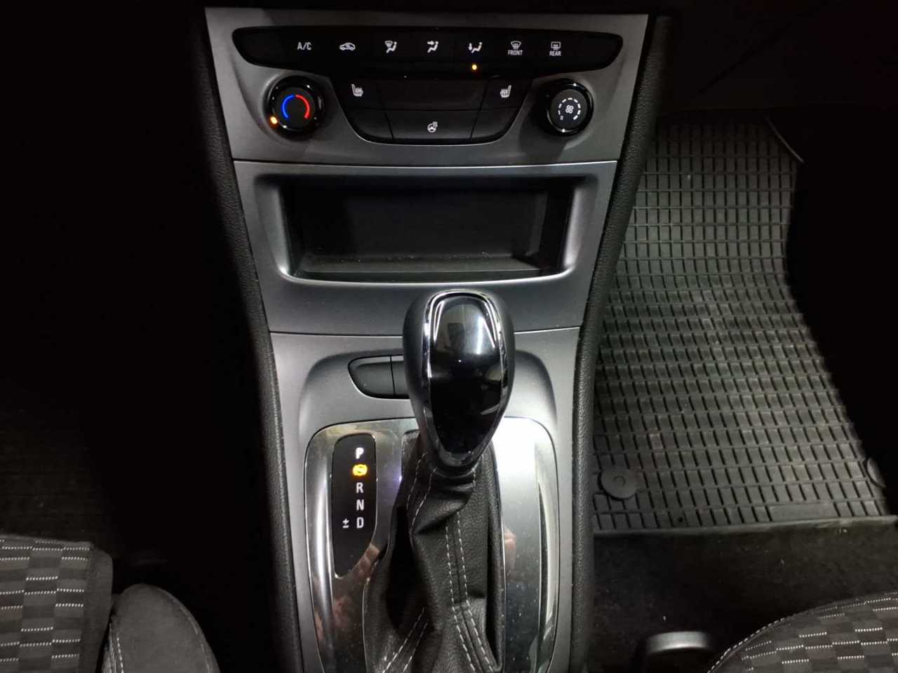 Opel Astra 1.5 D Start/Stop Sports Tourer Automatik Business Edition 10