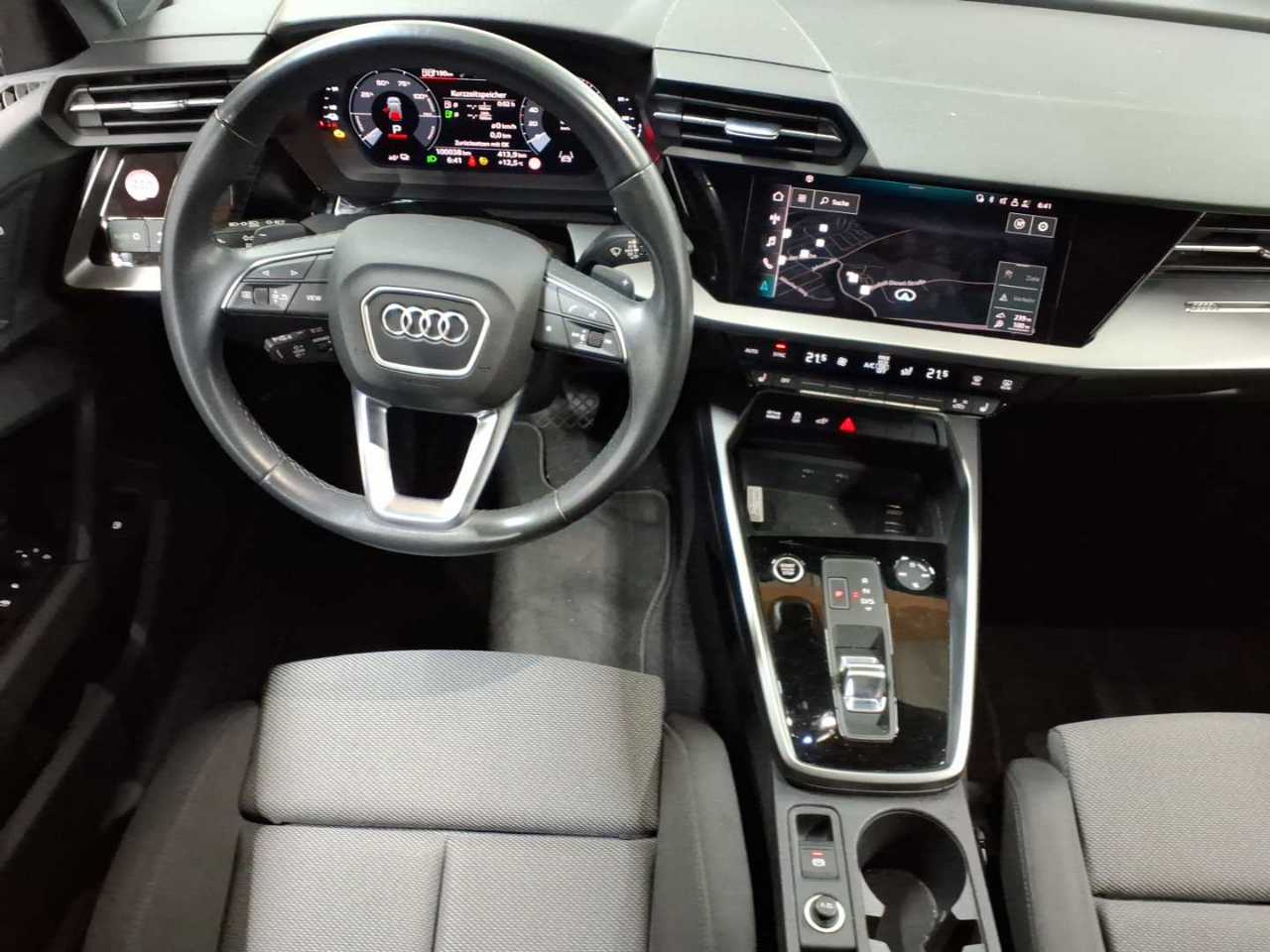 Audi A3 45 TFSIe Sportback S tronic S line 10