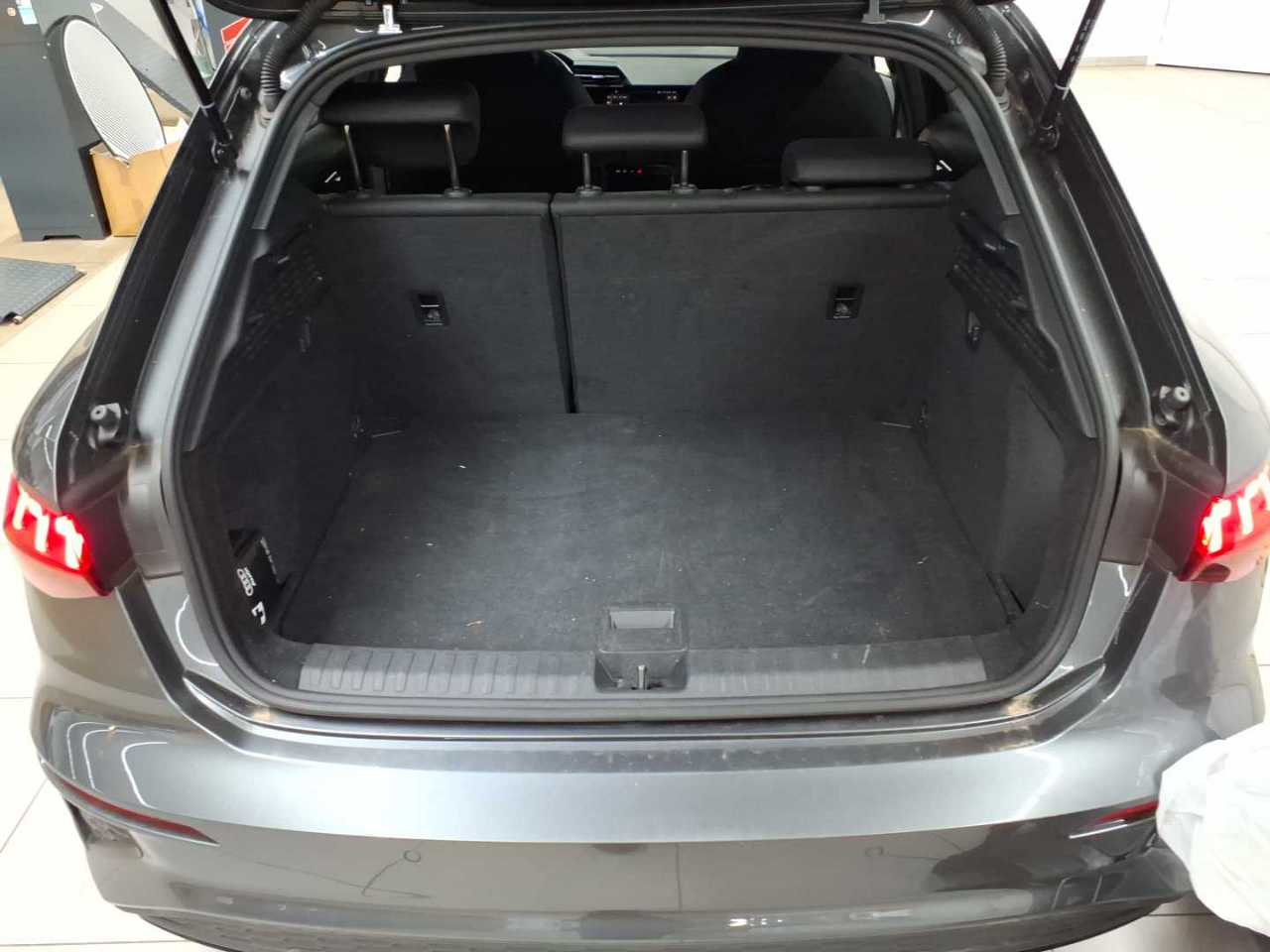 Audi A3 45 TFSIe Sportback S tronic S line 15
