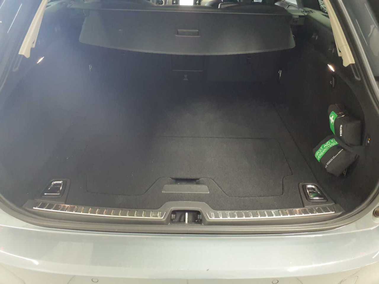 Volvo V90 B4 D Ultimate Dark 16