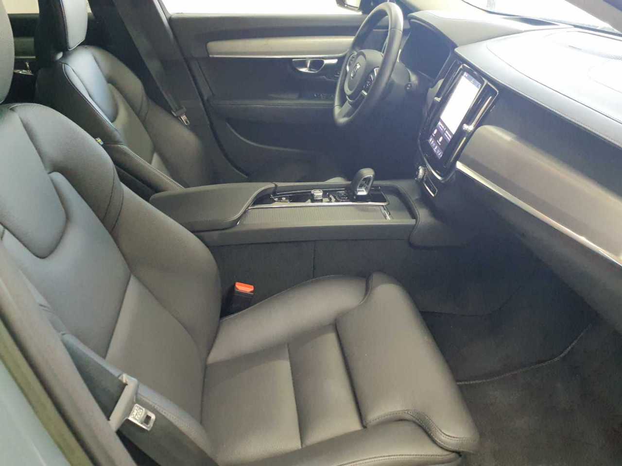 Volvo V90 B4 D Ultimate Dark 8