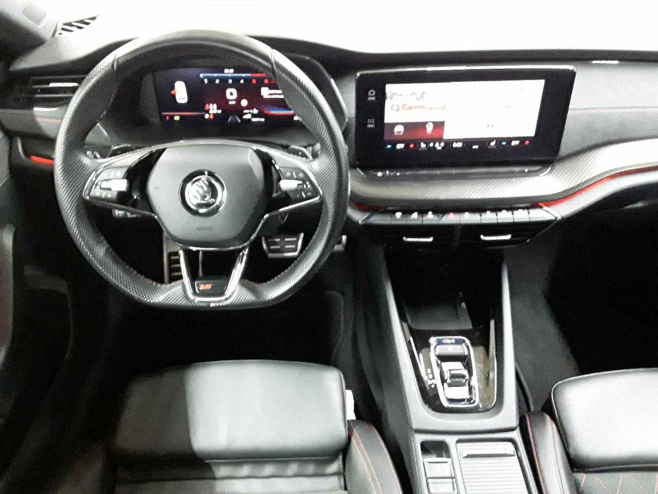 Skoda Octavia Combi 2.0 TDI DSG 4x4 RS 10