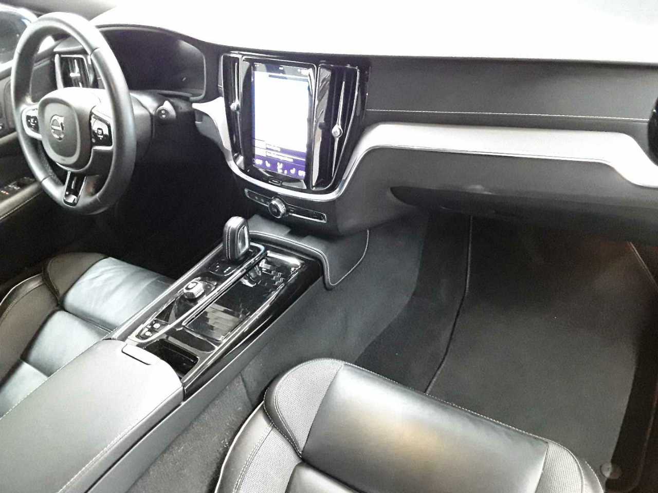 Volvo V60 T6 AWD Recharge Geartronic RDesign 9