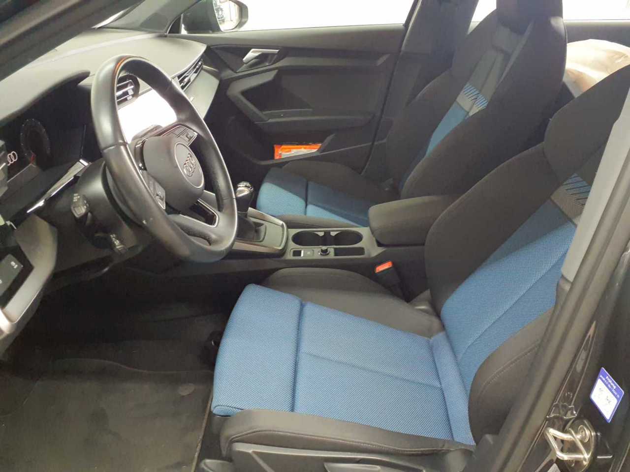 Audi A3 35 TDI Sportback 8