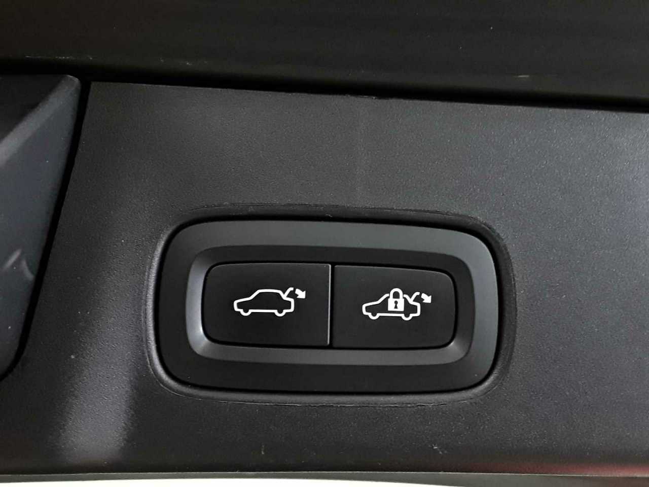 Volvo V90 B4 D Ultimate Bright 19