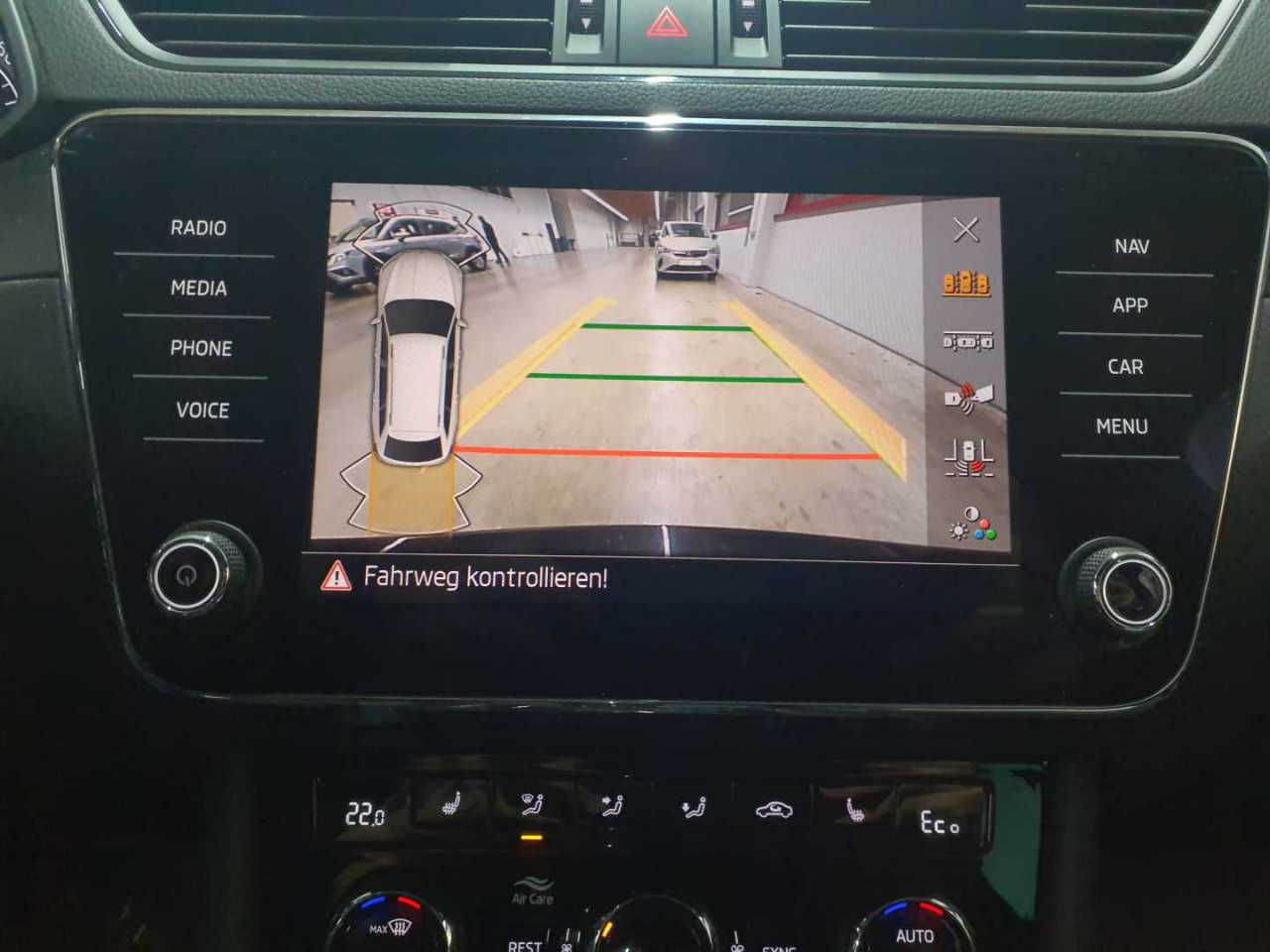 Skoda Superb Combi 1.4 TSI iV DSG Sportline 17