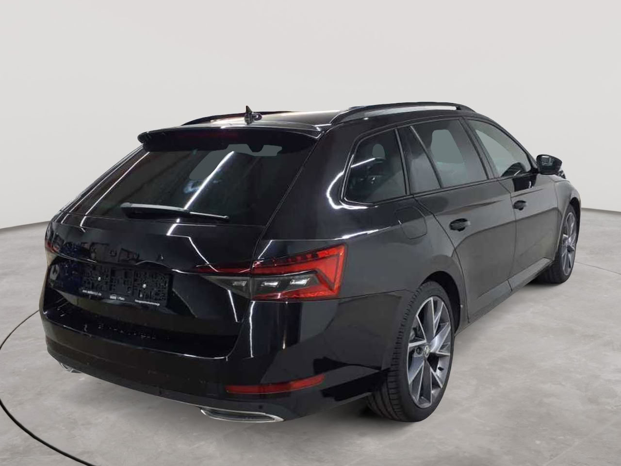 Skoda Superb Combi 1.4 TSI iV DSG Sportline 4