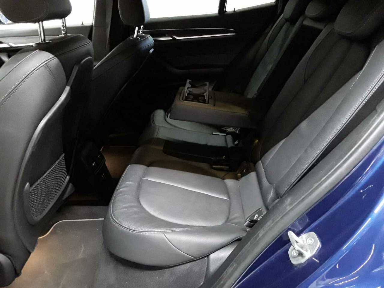 BMW X2 xDrive25e Advantage Plus 13