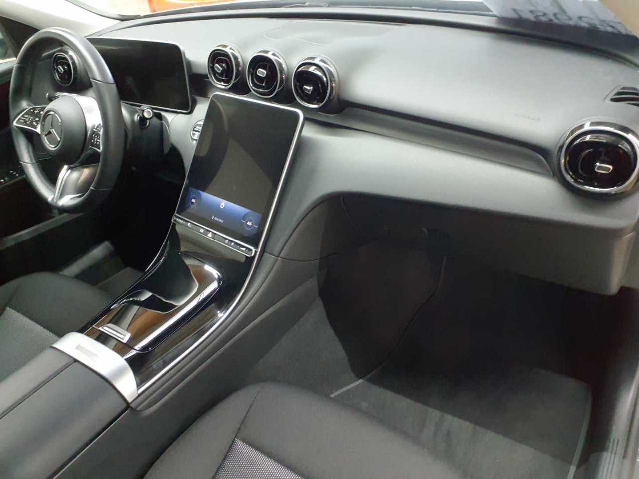 Mercedes-Benz C 200 d T 9G-TRONIC 9