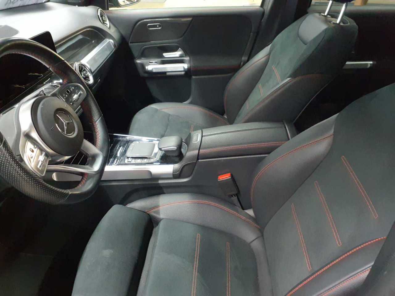 Mercedes-Benz GLB 220 d 8G-DCT AMG Line 7