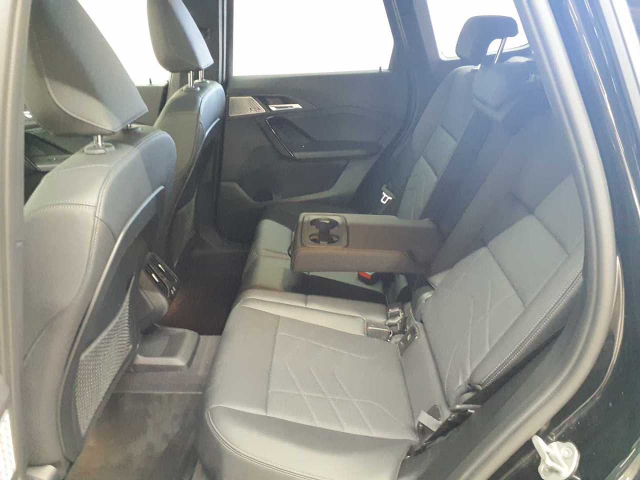 Bmw iX1 xDrive30 14