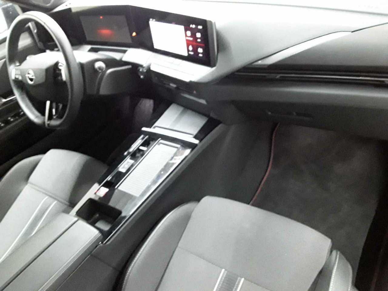 Opel Astra Sports Tourer 1.2 Turbo Automatik GS 9
