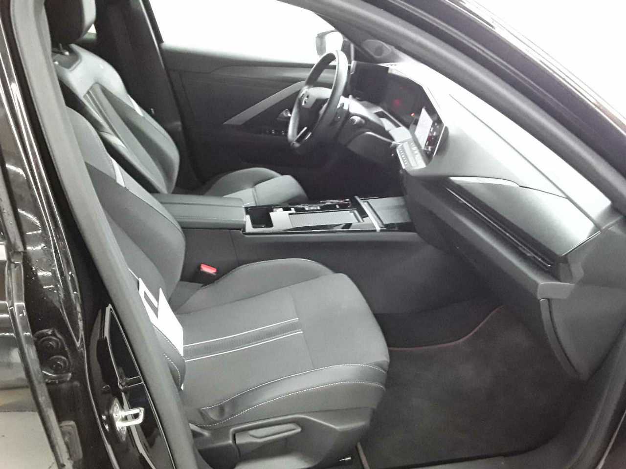 Opel Astra Sports Tourer 1.2 Turbo Automatik GS 8