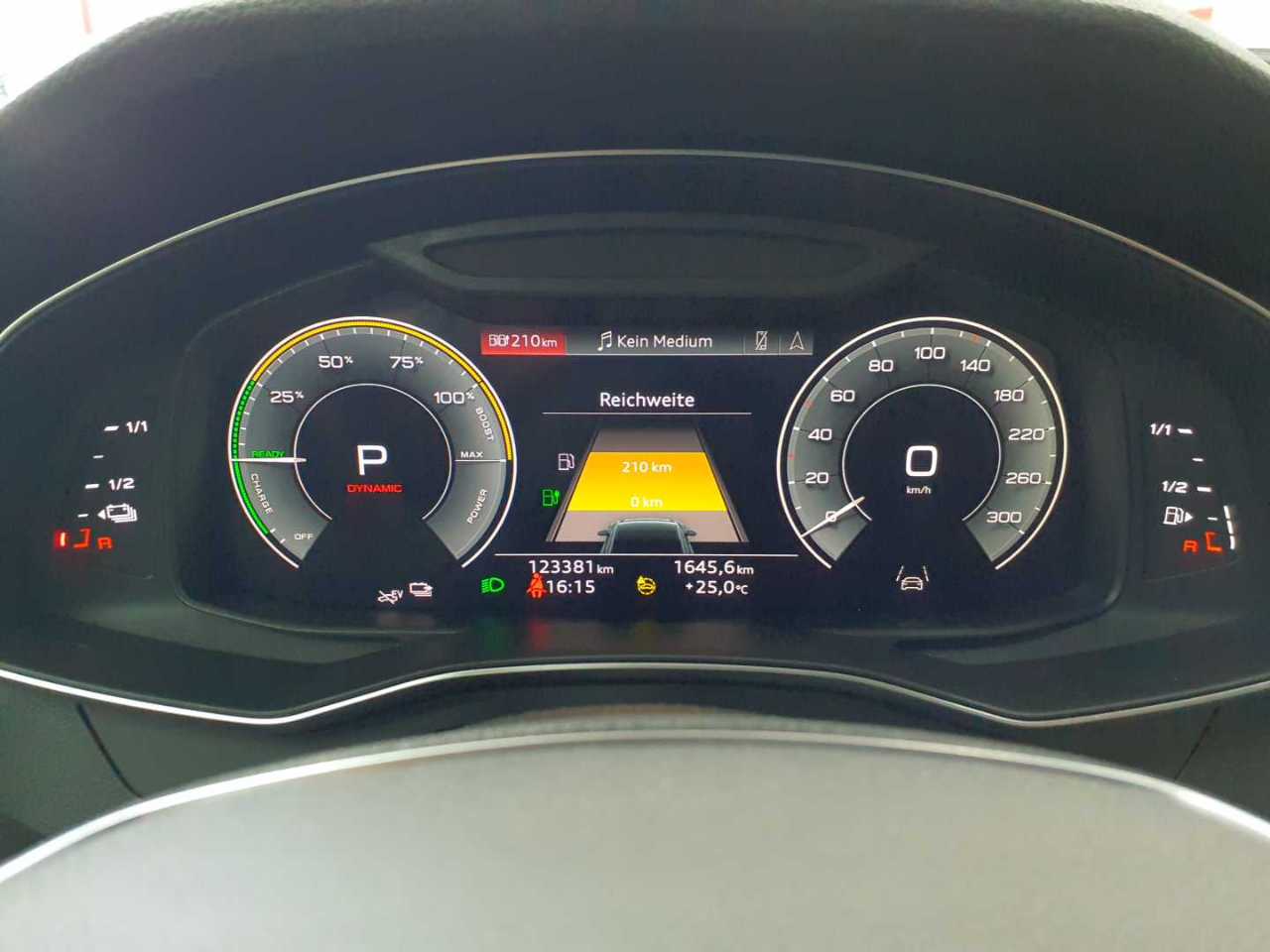 Audi A6 Avant 55 TFSI e quattro S tronic sport 11