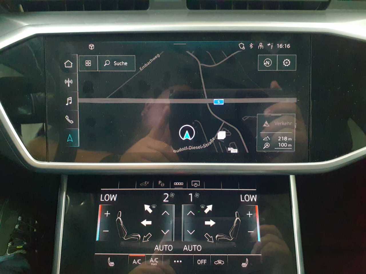 Audi A6 Avant 55 TFSI e quattro S tronic sport 12