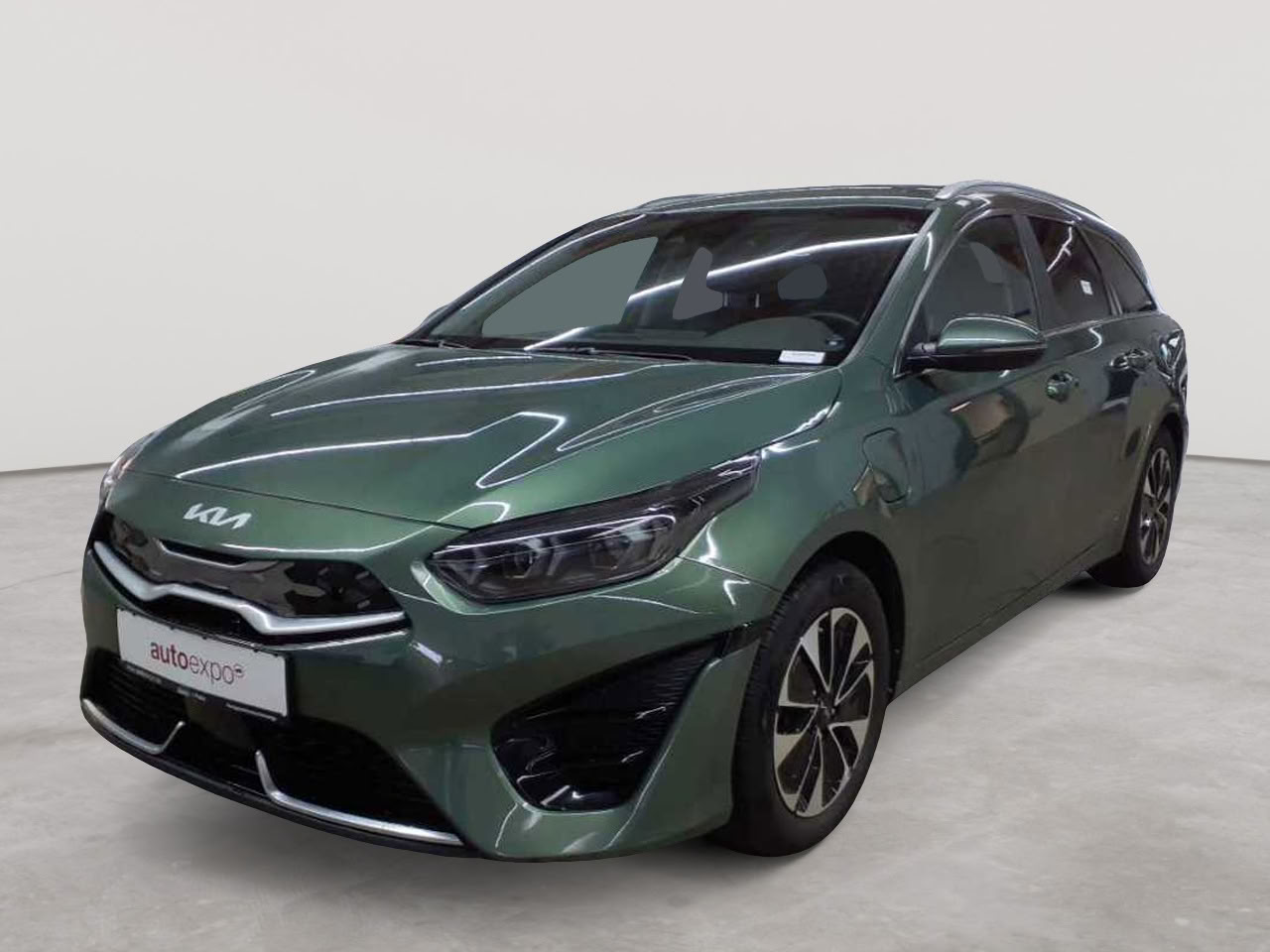 Kia Ceed SW 1.6 GDI DCT OPF Plug-in-Hybrid Platinum 2
